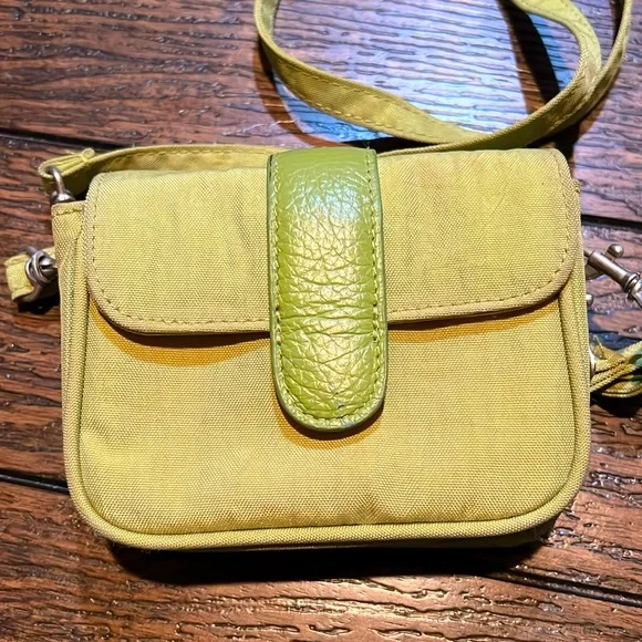 Baggallini | Bags | Baggallini Multi Functional Small Crossbody Travel Bag  | Poshmark